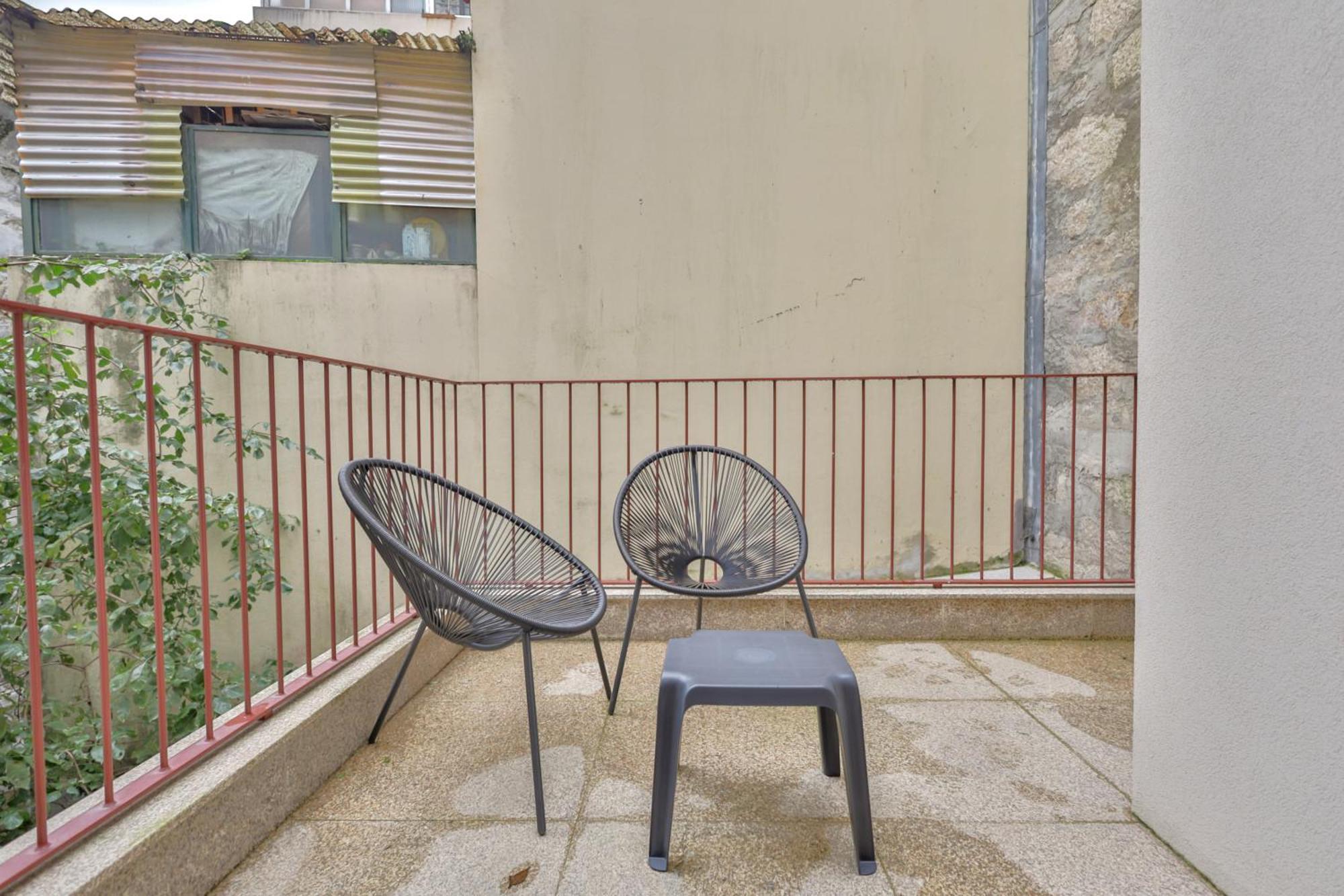 Martires Sweet Apts By Portocityhosts Exterior photo